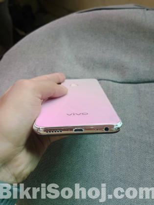 Vivo y 17 pink colour